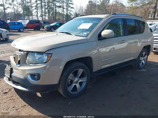 1C4NJCEA3GD801417 2016 JEEP COMPASS - Image 2