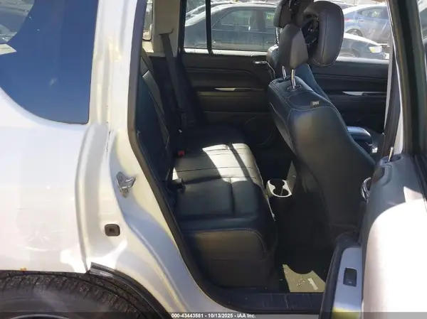 1C4NJCEA3GD806715 2016 JEEP COMPASS - Image 8