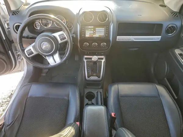 1C4NJCEA3HD207086 2017 JEEP COMPASS - Image 8