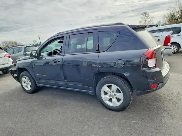 1C4NJCEA4GD735282 2016 JEEP COMPASS - Image 2
