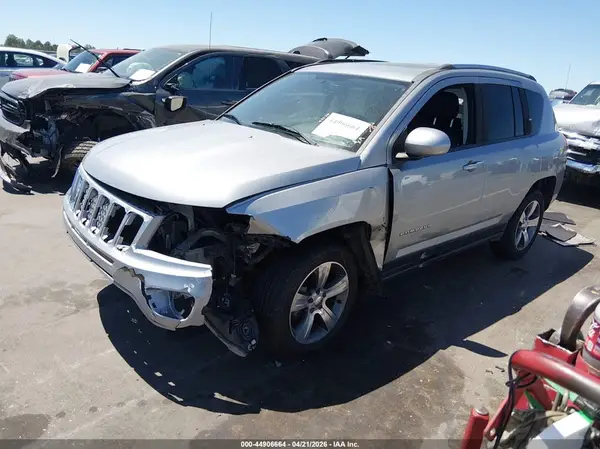 1C4NJCEA4GD777869 2016 JEEP COMPASS - Image 2