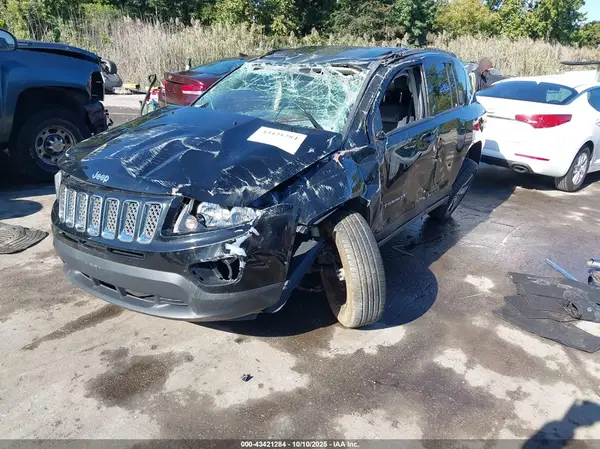 1C4NJCEA4HD102251 2017 JEEP COMPASS - Image 2