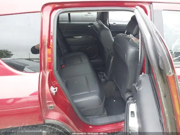 1C4NJCEA4HD119423 2017 JEEP COMPASS - Image 8