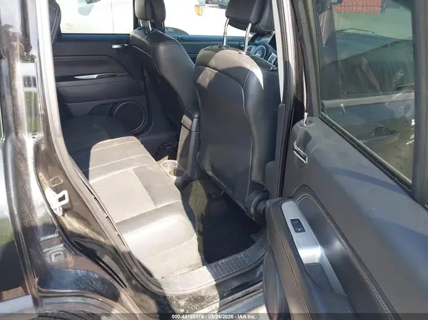 1C4NJCEA4HD199953 2017 JEEP COMPASS - Image 8