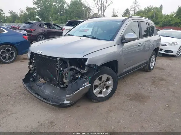 1C4NJCEA4HD206674 2017 JEEP COMPASS - Image 2