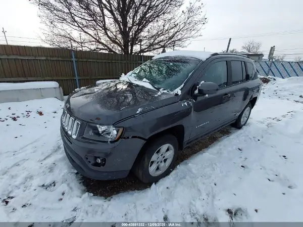 1C4NJCEA4HD206951 2017 JEEP COMPASS - Image 2