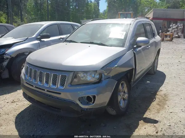 1C4NJCEA5GD619783 2016 JEEP COMPASS - Image 2