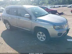 1C4NJCEA5GD652010 2016 JEEP COMPASS