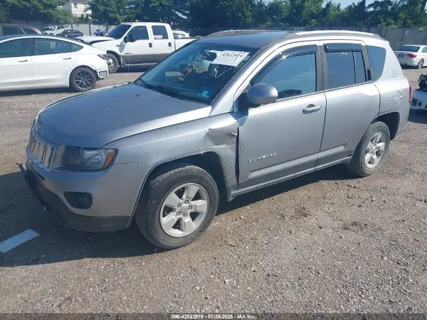 1C4NJCEA5GD652010 2016 JEEP COMPASS - Image 2