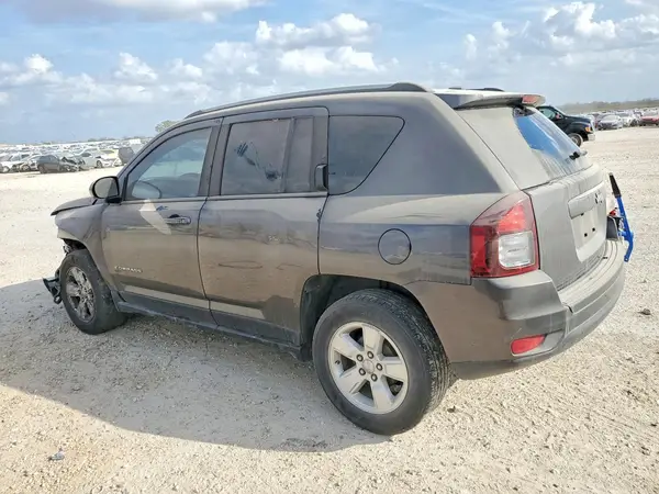 1C4NJCEA5GD715221 2016 JEEP COMPASS - Image 2