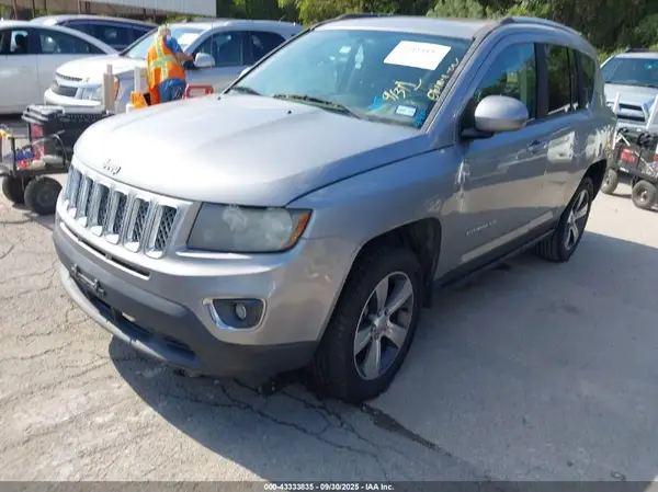 1C4NJCEA5GD720256 2016 JEEP COMPASS - Image 2