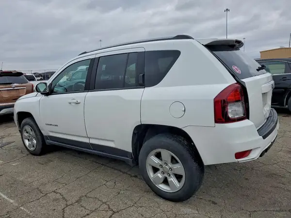 1C4NJCEA5GD732360 2016 JEEP COMPASS - Image 2