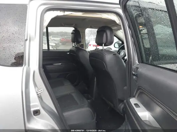1C4NJCEA5GD734724 2016 JEEP COMPASS - Image 8