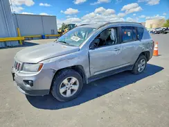 1C4NJCEA5GD735520 2016 JEEP COMPASS