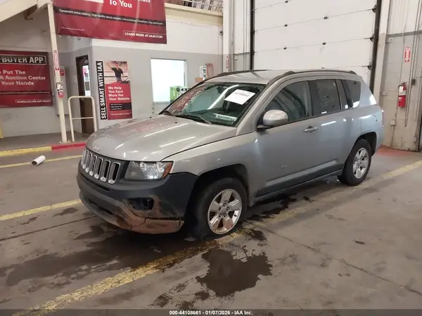 1C4NJCEA5GD742337 2016 JEEP COMPASS - Image 2