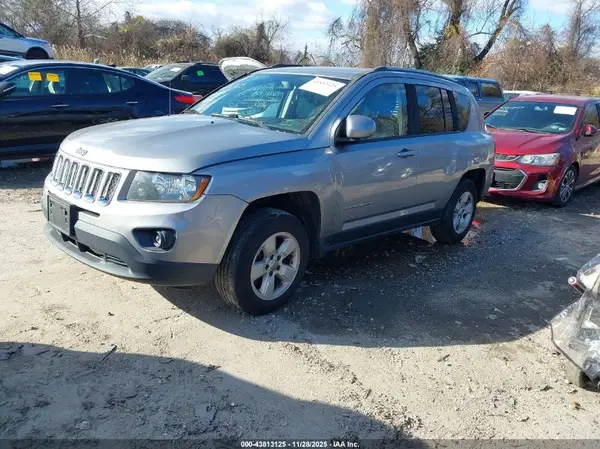 1C4NJCEA5GD792610 2016 JEEP COMPASS - Image 2