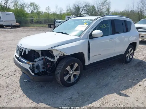 1C4NJCEA5GD804822 2016 JEEP COMPASS - Image 2