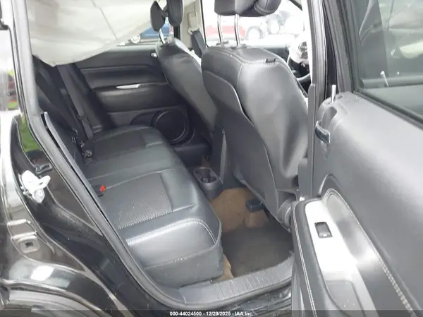 1C4NJCEA5HD115316 2017 JEEP COMPASS - Image 8