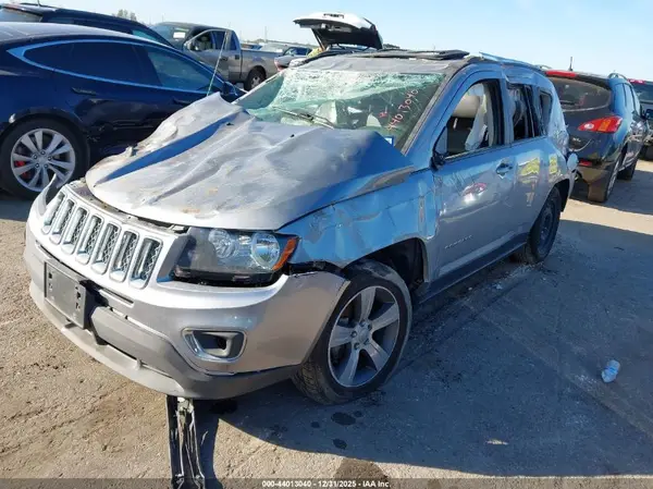 1C4NJCEA5HD141253 2017 JEEP COMPASS - Image 2