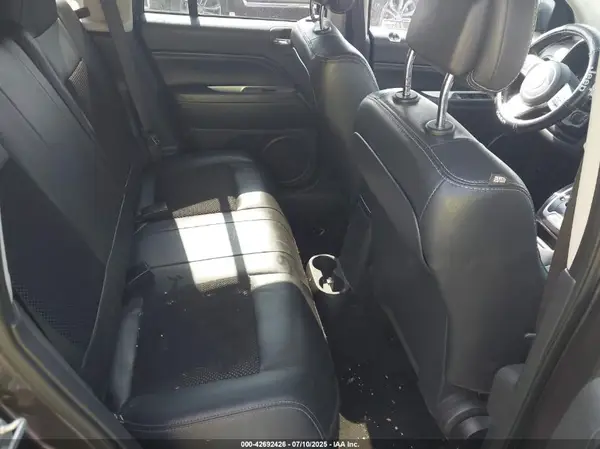 1C4NJCEA5HD151605 2017 JEEP COMPASS - Image 8