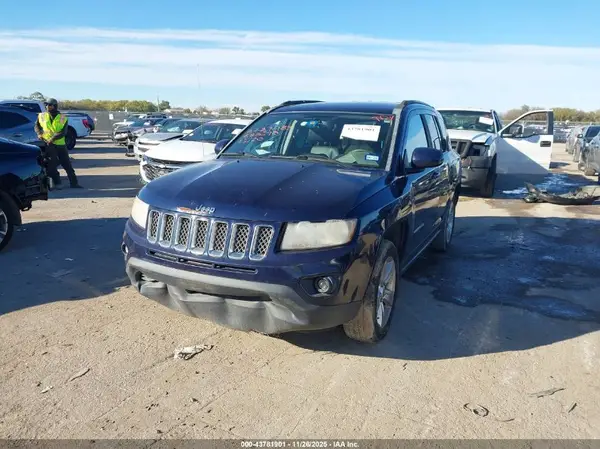 1C4NJCEA6GD588690 2016 JEEP COMPASS - Image 2