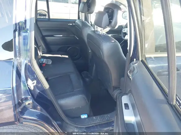 1C4NJCEA6GD588690 2016 JEEP COMPASS - Image 8