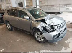 1C4NJCEA6GD588706 2016 JEEP COMPASS
