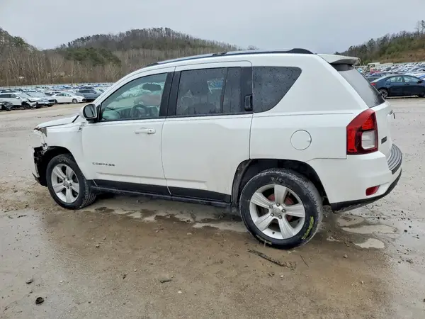 1C4NJCEA6GD599673 2016 JEEP COMPASS - Image 2