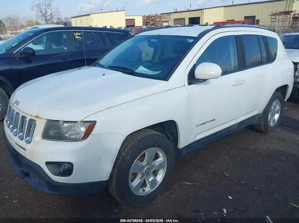 1C4NJCEA6GD619937 2016 JEEP COMPASS - Image 2