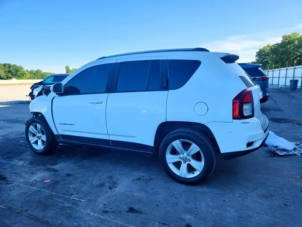 1C4NJCEA6GD633109 2016 JEEP COMPASS - Image 2