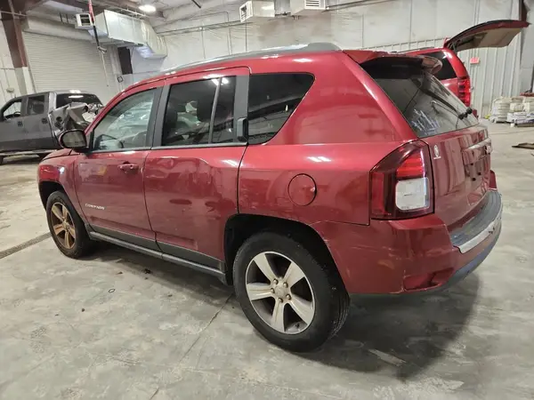 1C4NJCEA6GD720010 2016 JEEP COMPASS - Image 2