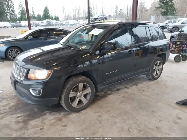 1C4NJCEA6GD760779 2016 JEEP COMPASS - Image 2