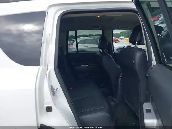 1C4NJCEA6GD766825 2016 JEEP COMPASS - Image 8