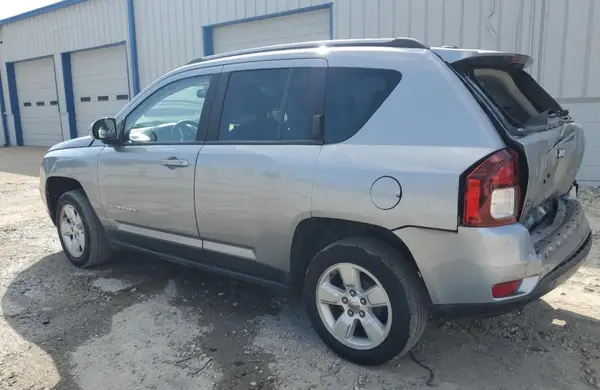 1C4NJCEA6GD769398 2016 JEEP COMPASS - Image 2