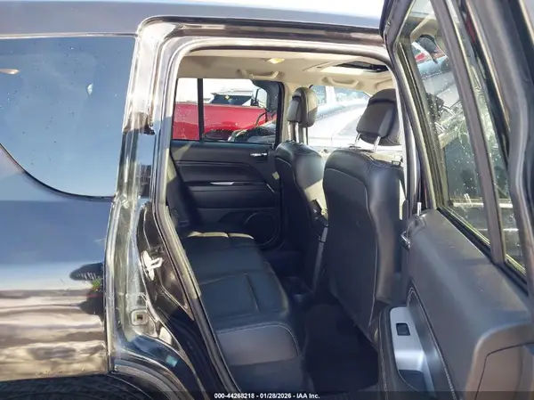 1C4NJCEA6GD792681 2016 JEEP COMPASS - Image 8