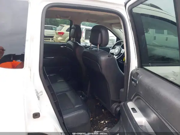 1C4NJCEA7GD633457 2016 JEEP COMPASS - Image 8