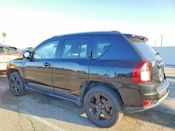 1C4NJCEA7GD642840 2016 JEEP COMPASS - Image 2