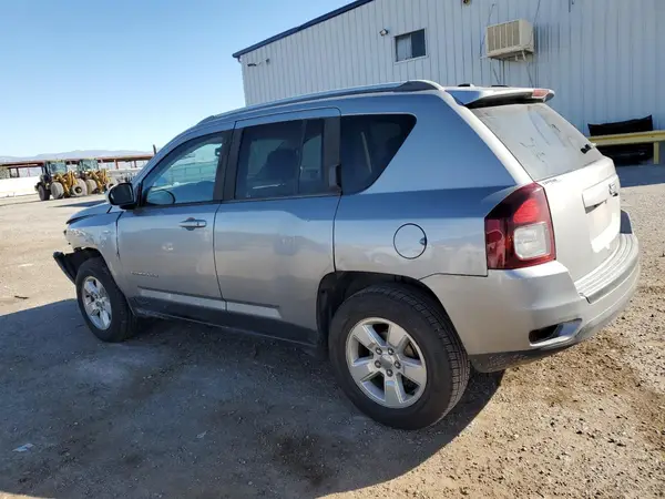 1C4NJCEA7GD734255 2016 JEEP COMPASS - Image 2