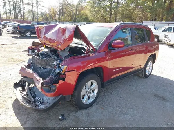 1C4NJCEA7GD766865 2016 JEEP COMPASS - Image 2