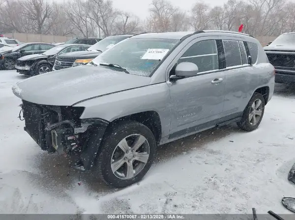 1C4NJCEA7GD792656 2016 JEEP COMPASS - Image 2