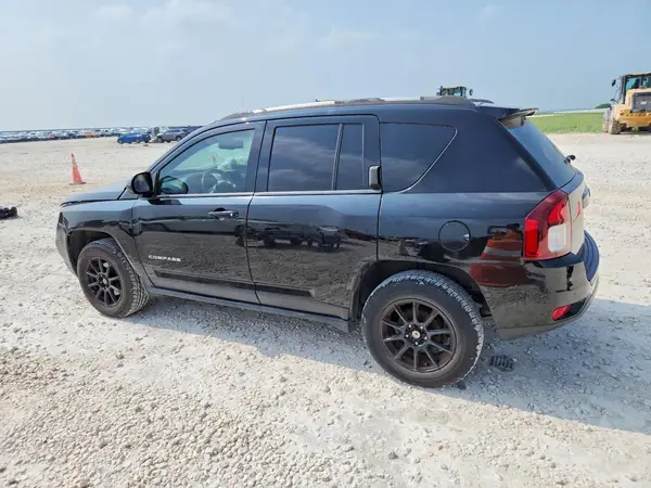 1C4NJCEA8GD675829 2016 JEEP COMPASS - Image 2