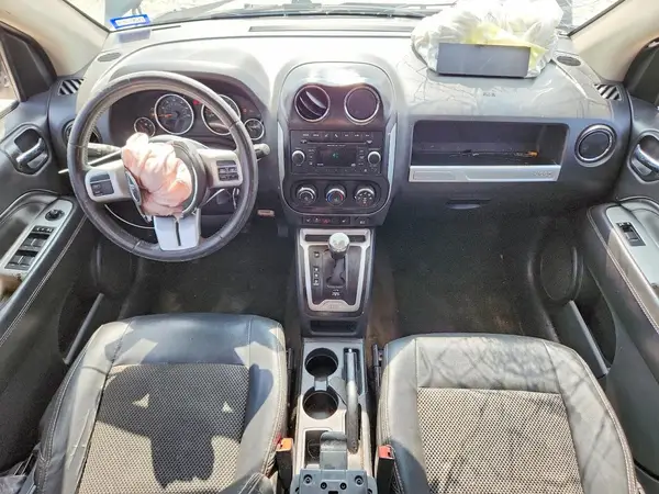 1C4NJCEA8GD675829 2016 JEEP COMPASS - Image 8