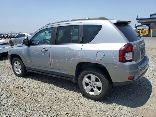 1C4NJCEA8GD692985 2016 JEEP COMPASS - Image 2