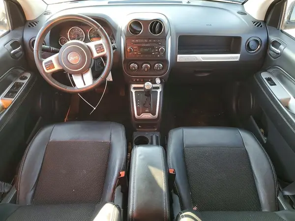 1C4NJCEA8GD715357 2016 JEEP COMPASS - Image 8