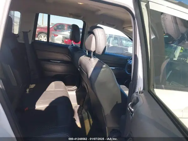 1C4NJCEA8GD734717 2016 JEEP COMPASS - Image 8