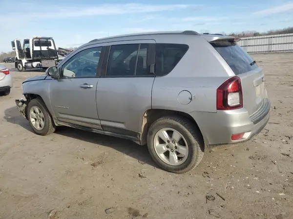 1C4NJCEA8GD734989 2016 JEEP COMPASS - Image 2