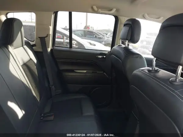1C4NJCEA8GD769760 2016 JEEP COMPASS - Image 8