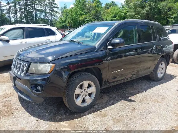 1C4NJCEA8GD793945 2016 JEEP COMPASS - Image 2