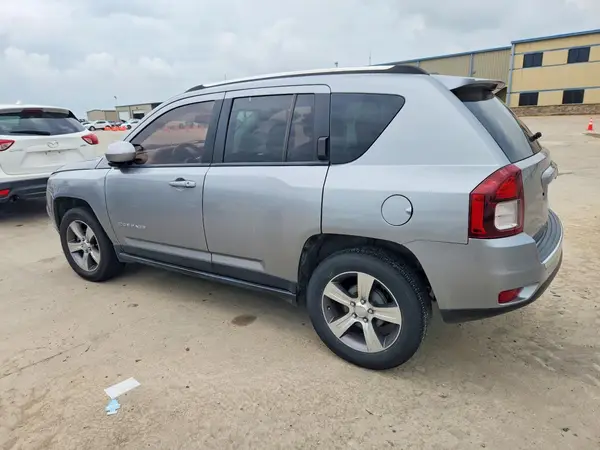 1C4NJCEA8HD156152 2017 JEEP COMPASS - Image 2