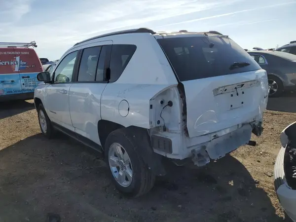 1C4NJCEA8HD207004 2017 JEEP COMPASS - Image 2